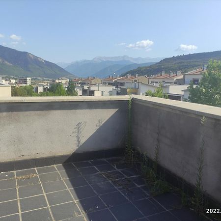 Apartamento Montana Madi Sabinanigo Exterior photo